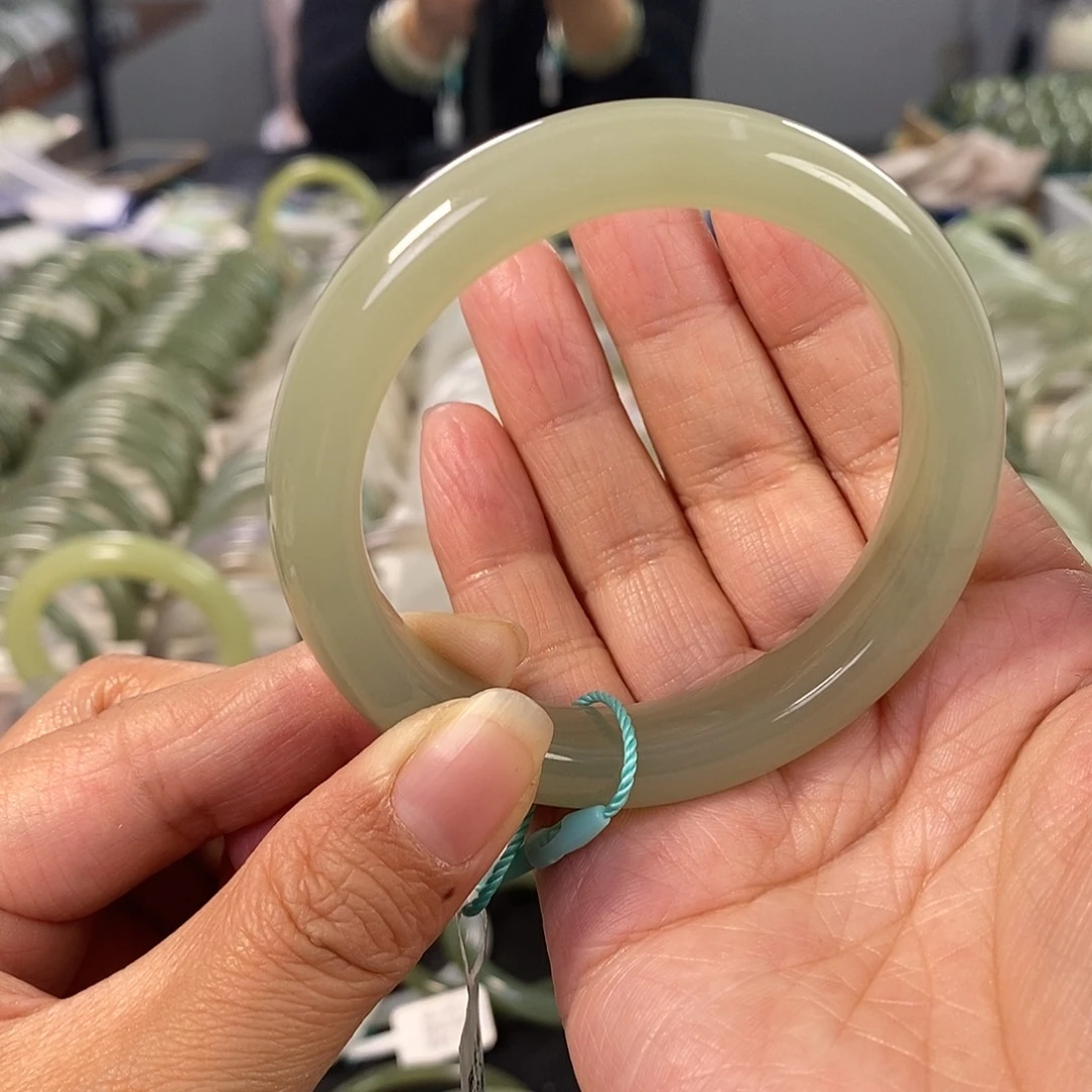 和田玉和田玉手镯54,55未镶嵌