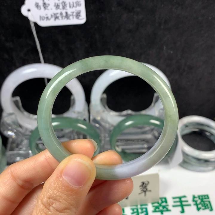 翡翠未镶嵌手镯47号。 54圈贵妃正圈51+