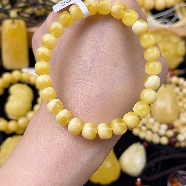 琥珀未镶嵌颈饰琥珀