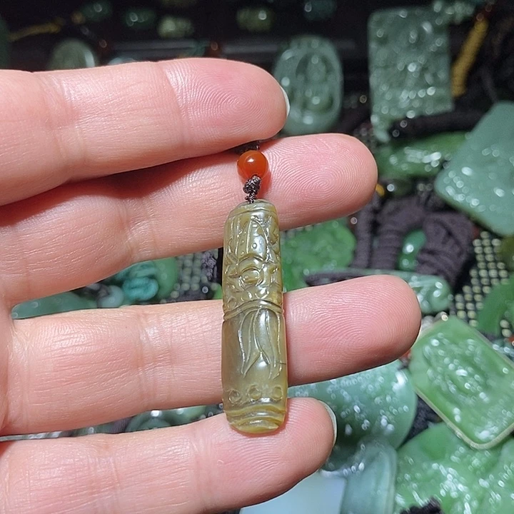和田玉未镶嵌吊坠(不含链)