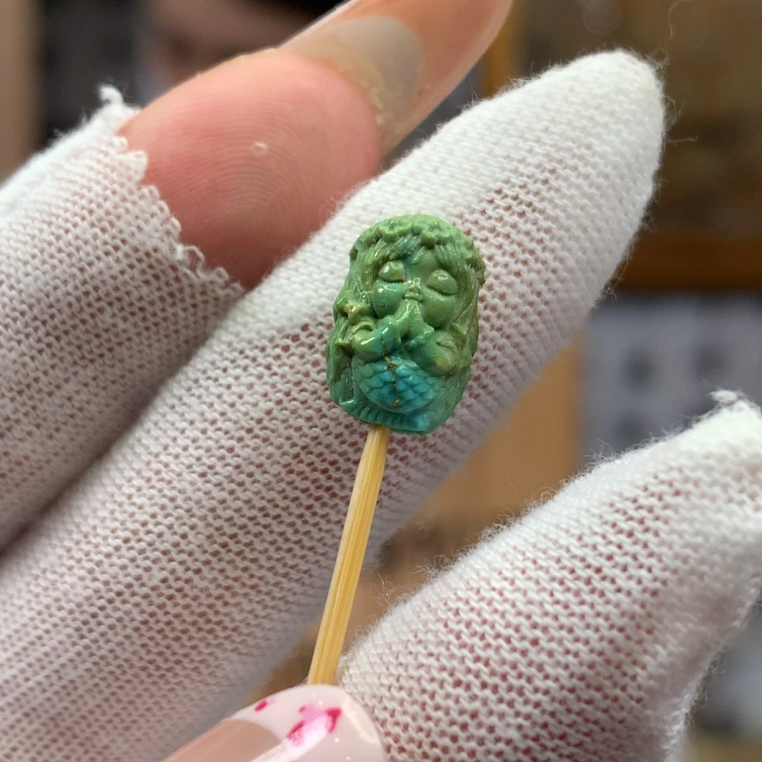 绿松石未镶嵌挂件