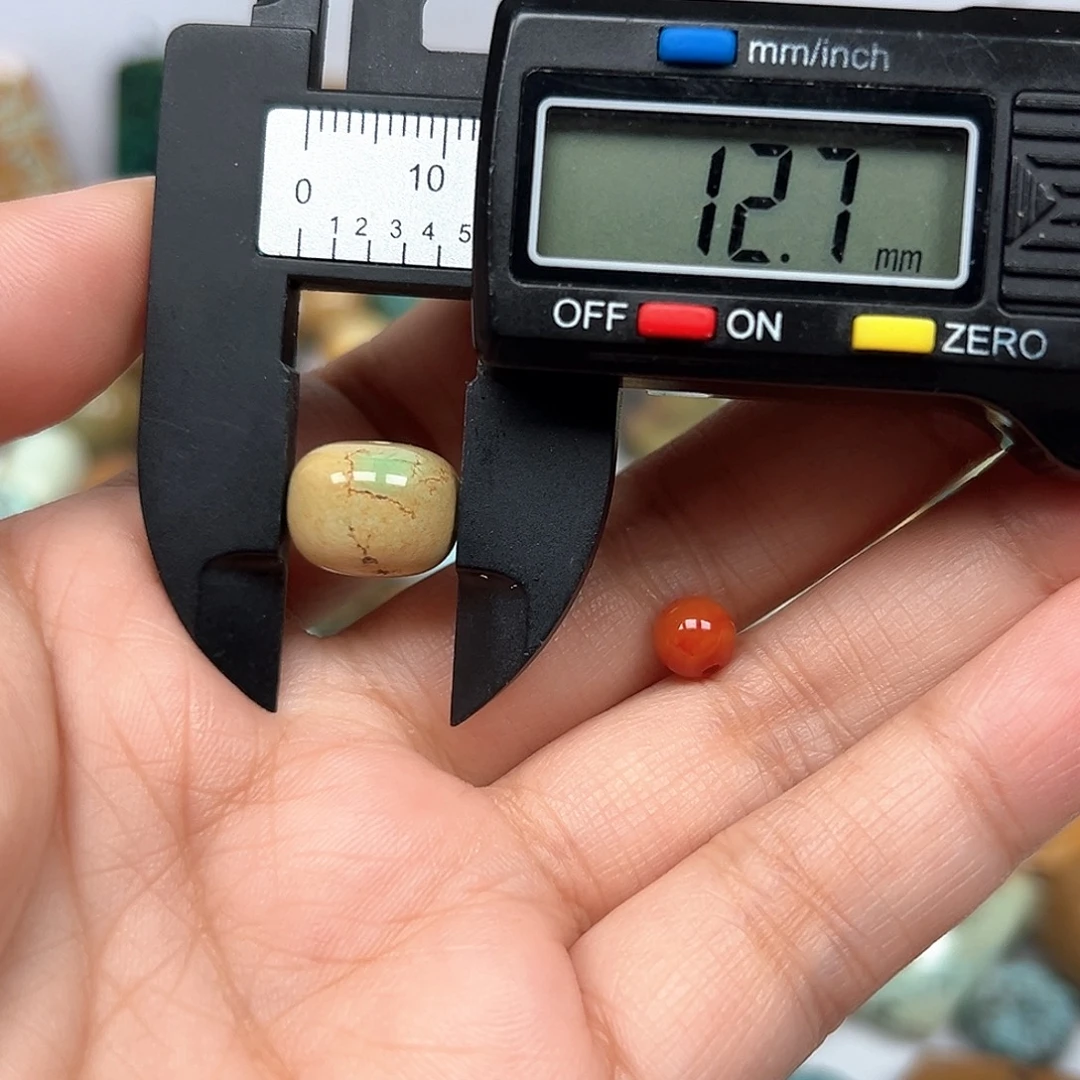 未镶嵌南红玛瑙珠宝奇石