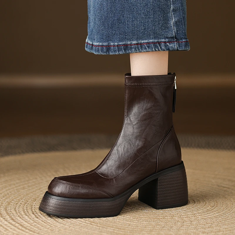 2025秋冬新款小个子厚底弹力瘦瘦靴后拉链粗跟时尚气质高跟短靴女