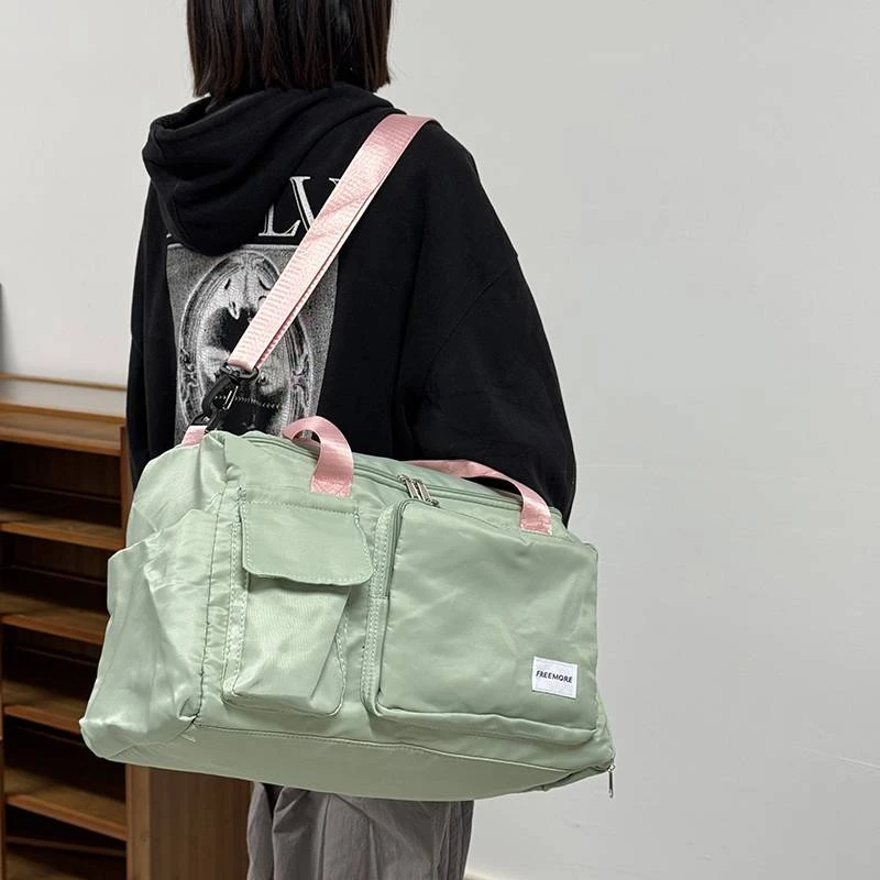 运动健身日常通勤绿配粉收纳包