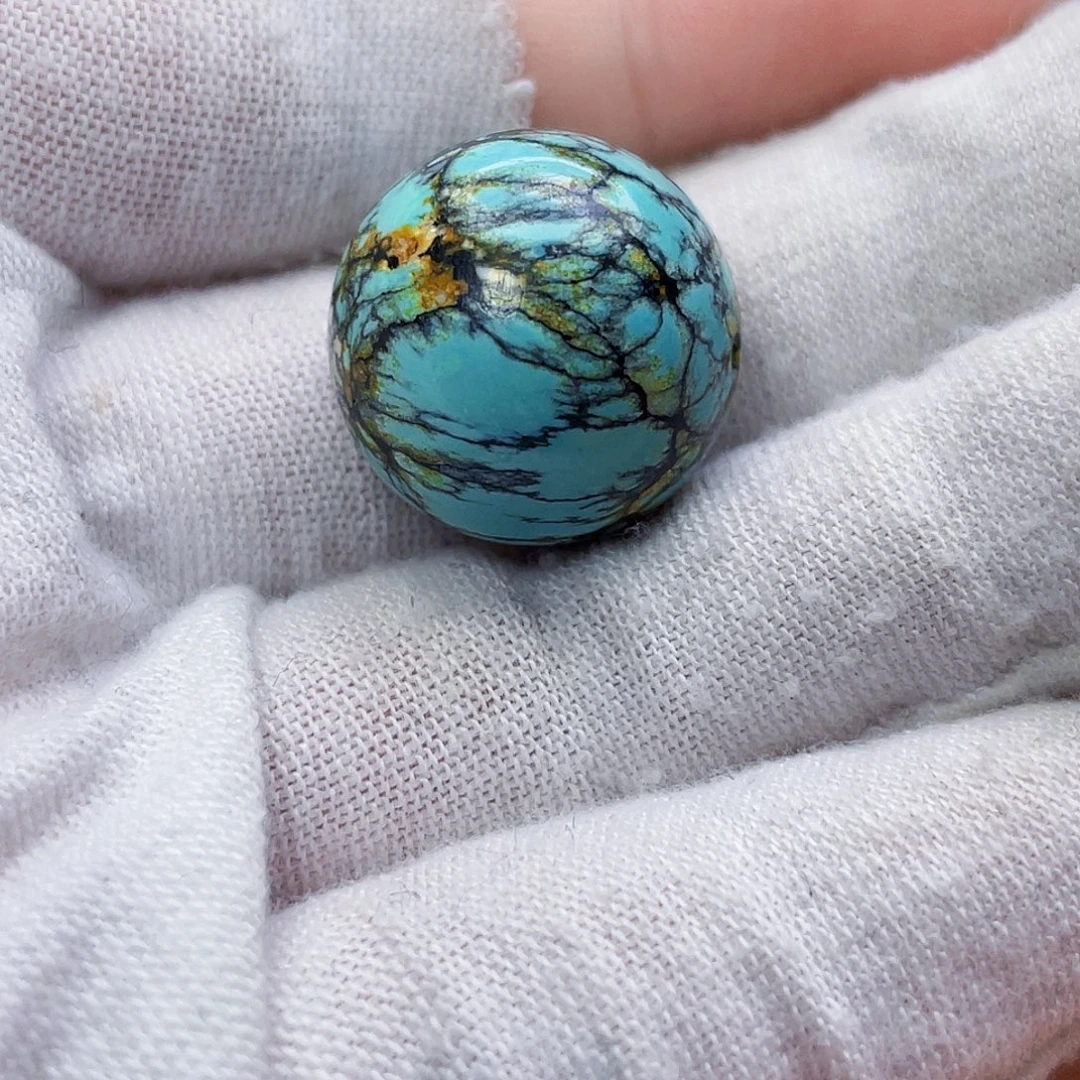 绿松石未镶嵌颈饰