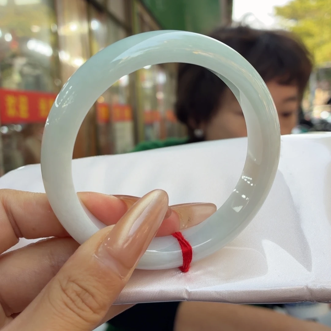 可***朱翡翠未镶嵌手镯意向金