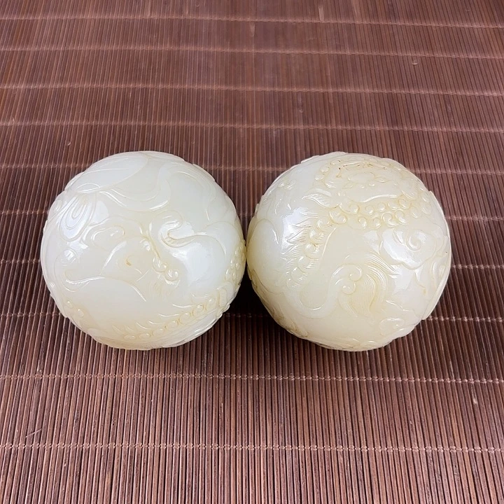 瓒***歌和田玉未镶嵌挂件