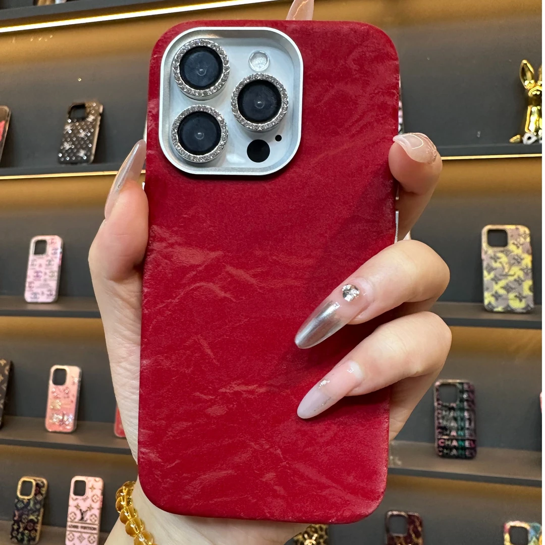 高级简约电镀绒布雪山纹丝绒布安可拉红适用16promax苹果15手机壳