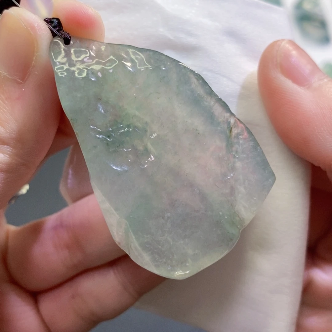 【闪购商品】翡翠吊坠(不含链)未镶嵌5242