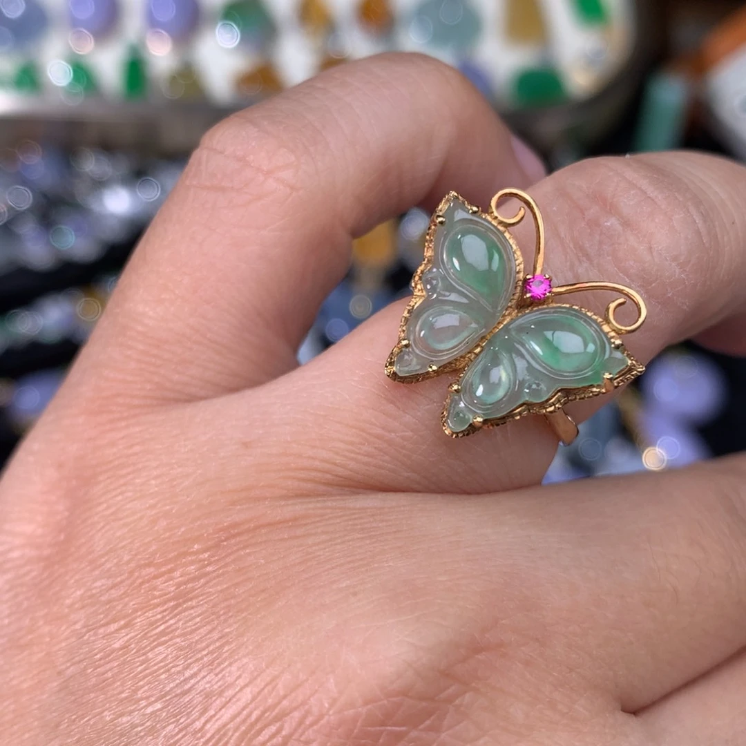 翡翠戒指18K金镶嵌蝴蝶戒指