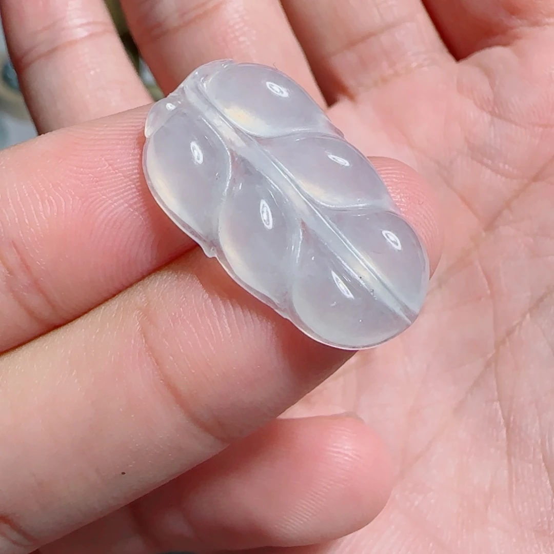 翡翠未镶嵌颈饰金枝玉叶