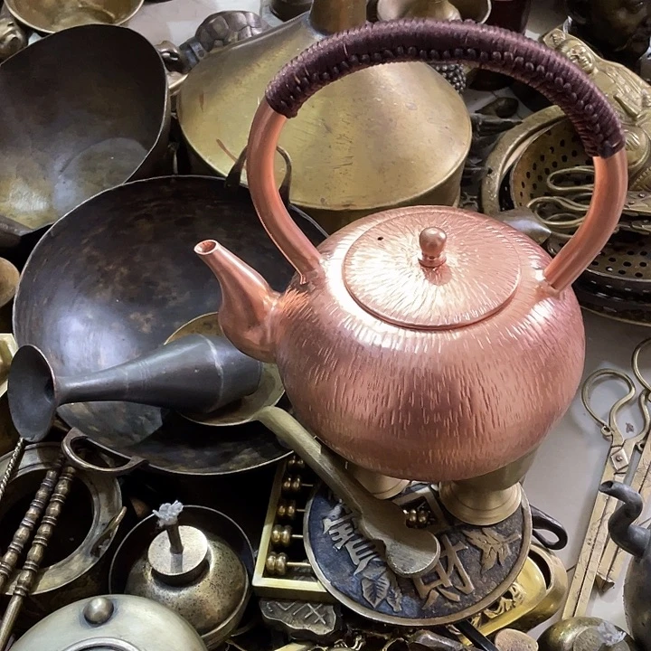 老式铜件古朴典雅别致