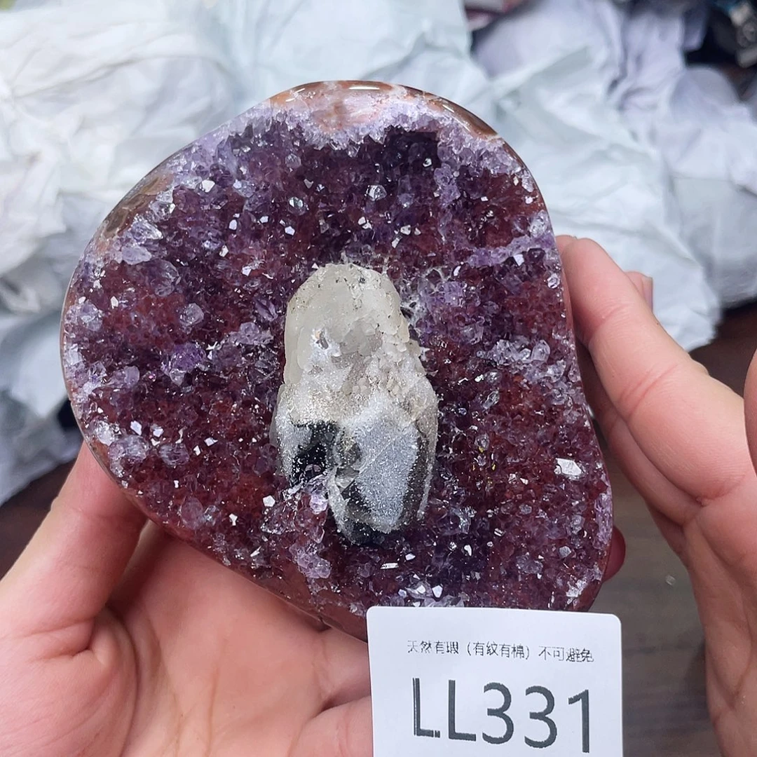 未镶嵌水晶大型摆件（非配饰）