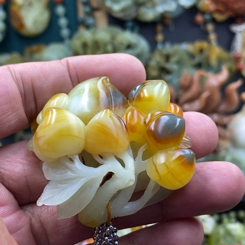 【闪购商品】未镶嵌岫玉吊坠牛