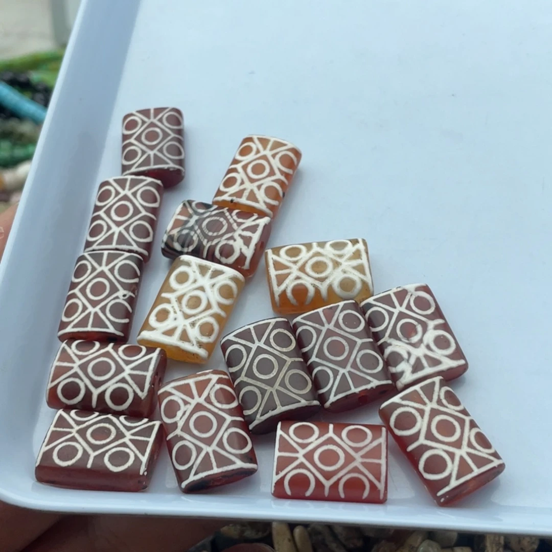 玛瑙/玉髓合金珠宝半成品一个装磨砂多线玛瑙长方牌14*21