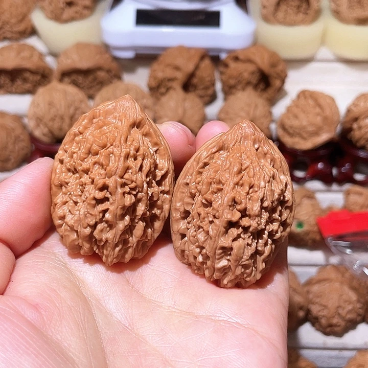 文玩核桃把件全品蒜头35尺放漏款不退不换单只有黄尖