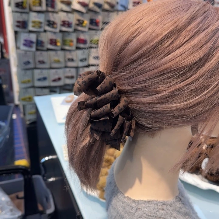 布艺铁合金香蕉夹