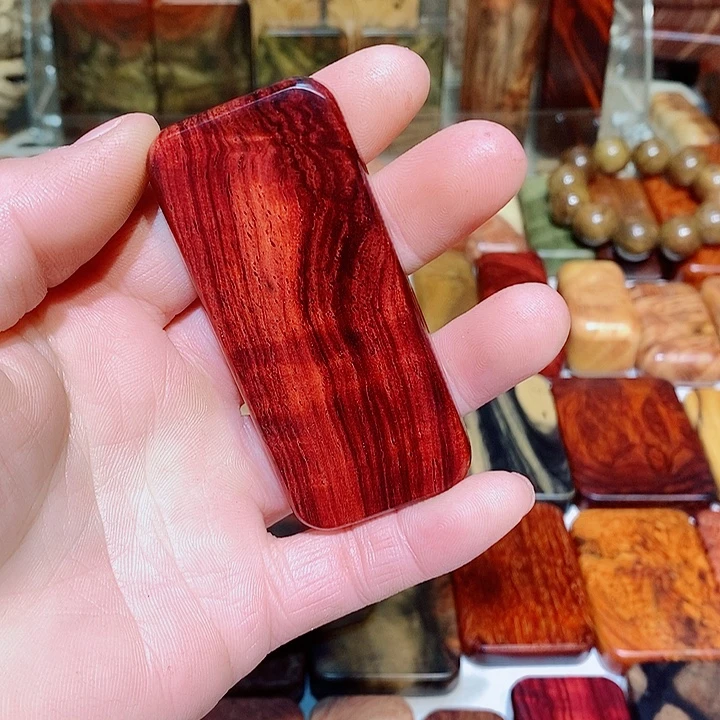 源***木香榧木大叶紫檀手把玩件