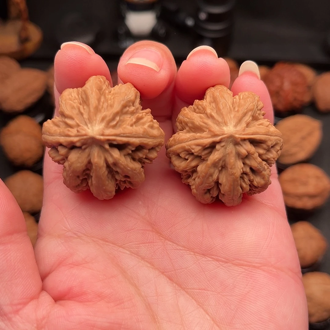 把件文玩核桃八棱王Z