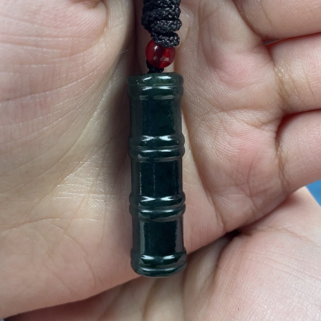 和田玉吊坠未镶嵌云*边