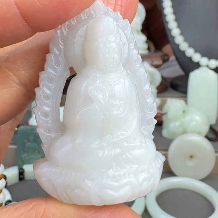 和田玉未镶嵌颈饰