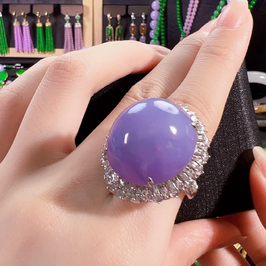 翡翠18K金镶嵌戒指签收后24小时鉴赏期