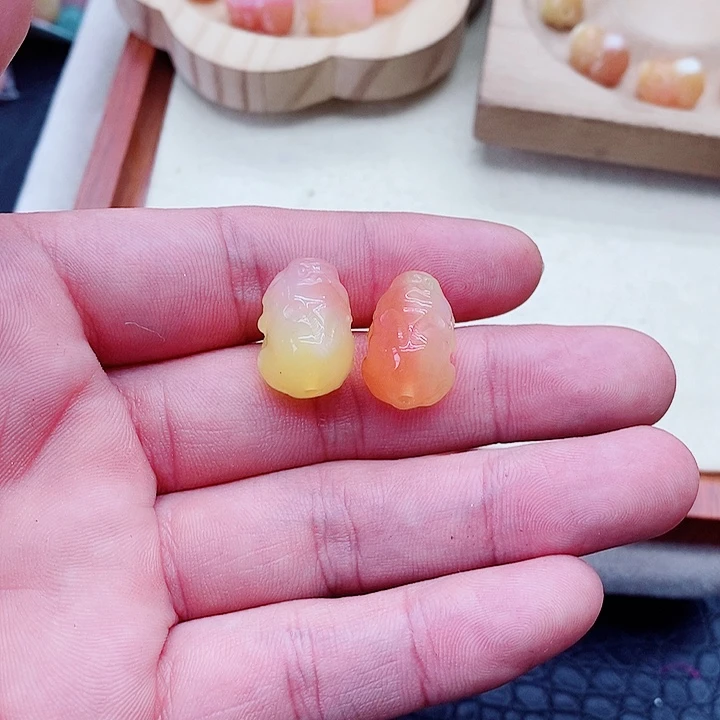 手饰玛瑙未镶嵌三***花盐源019