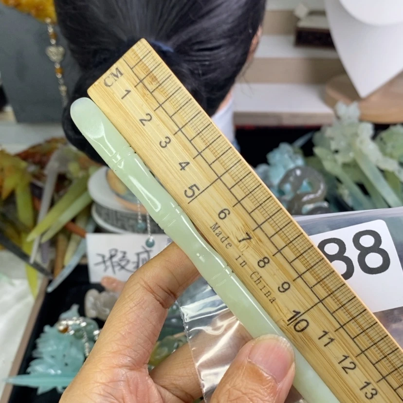 【闪购商品】岫玉发饰未镶嵌懒***字