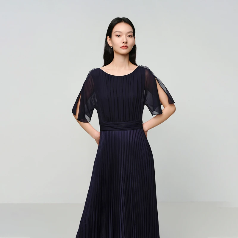 EP雅莹2025新款女装 醋酸薄纱飞飞袖收腰百褶拼接连衣裙4636A