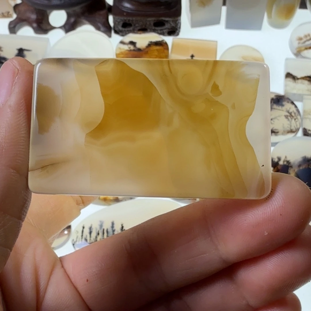 玛瑙/玉髓未镶嵌珠宝半成品