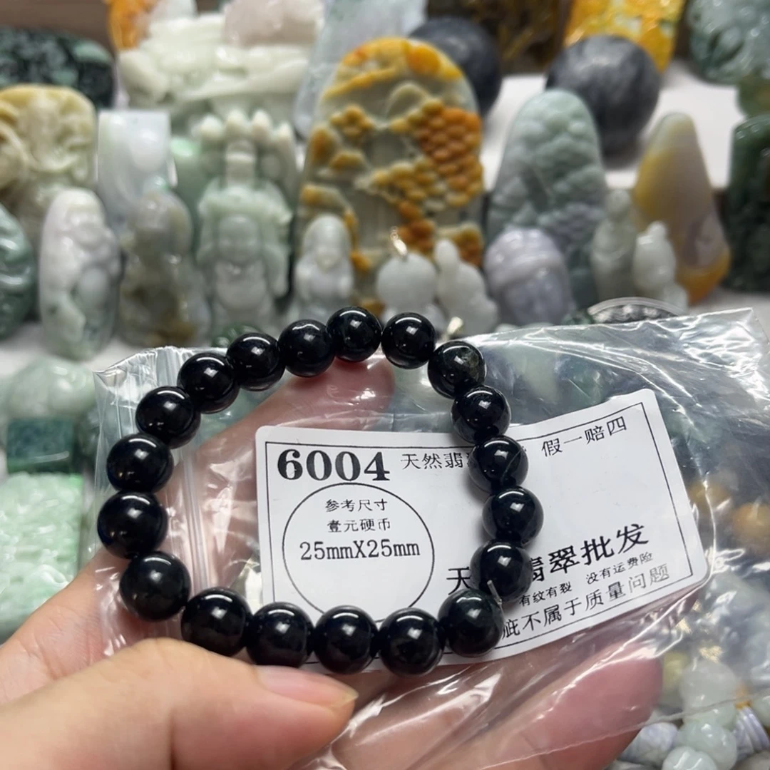 翡翠未镶嵌颈饰6004