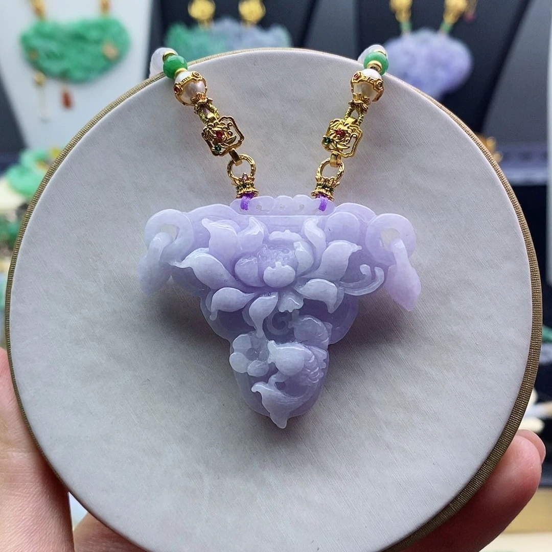 懒***子翡翠未镶嵌吊坠(赠链)