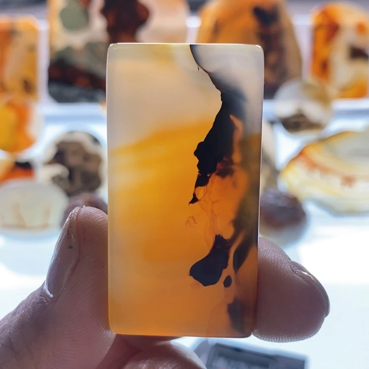 玛瑙/玉髓颈饰未镶嵌