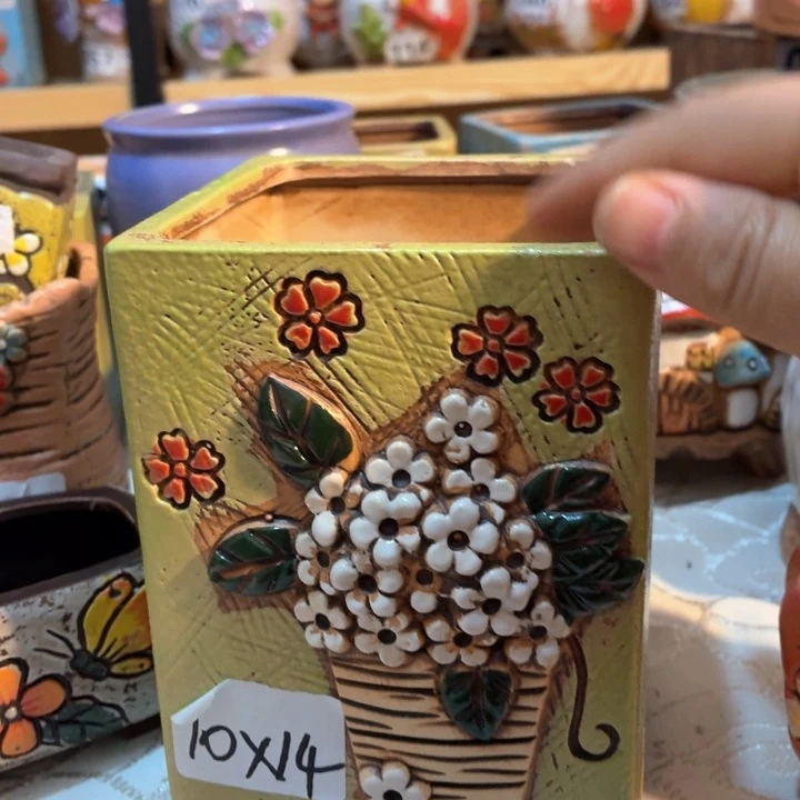 多肉花盆满15包邮