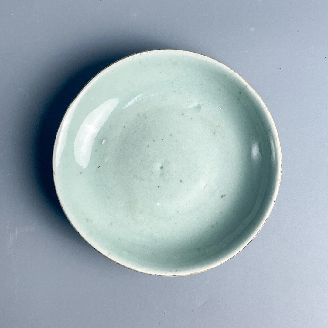 M25LA000A39 - 清道光豆青釉小盘
