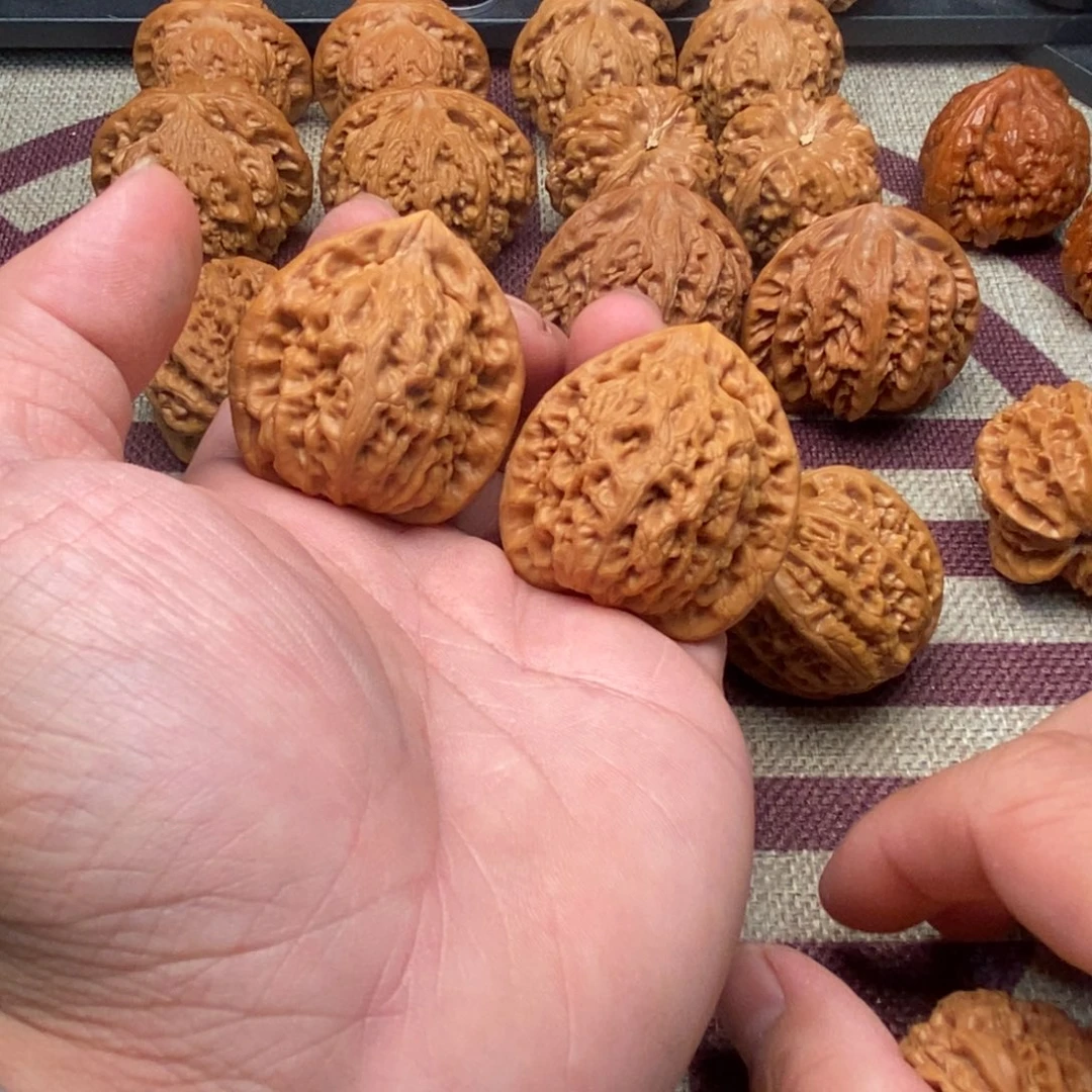 41.5精品金公子文玩核桃