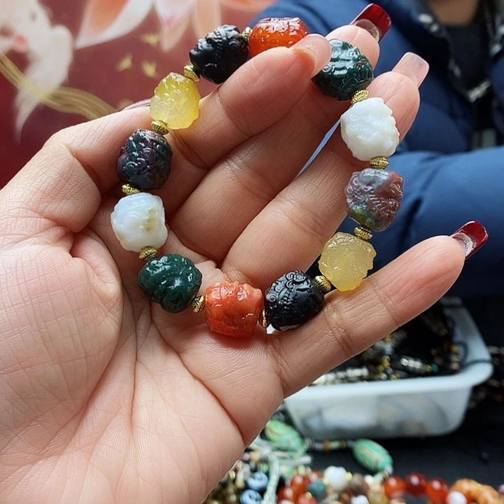 玛瑙/玉髓颈饰合金北****室