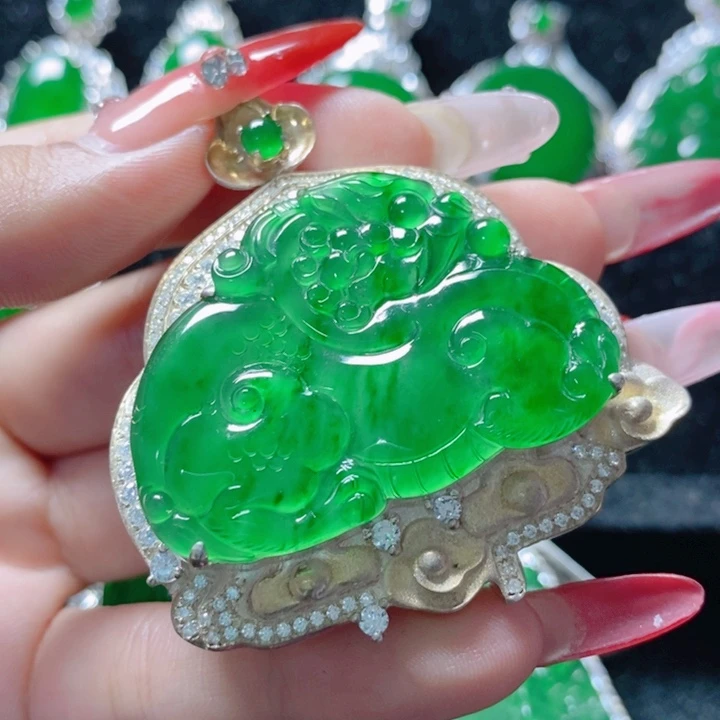 翡翠颈饰银S925镶嵌