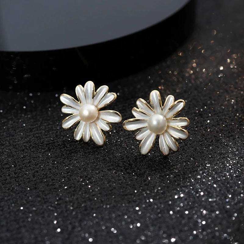 铜合金耳饰 《货号9521》雏菊花朵镶珠珠耳环