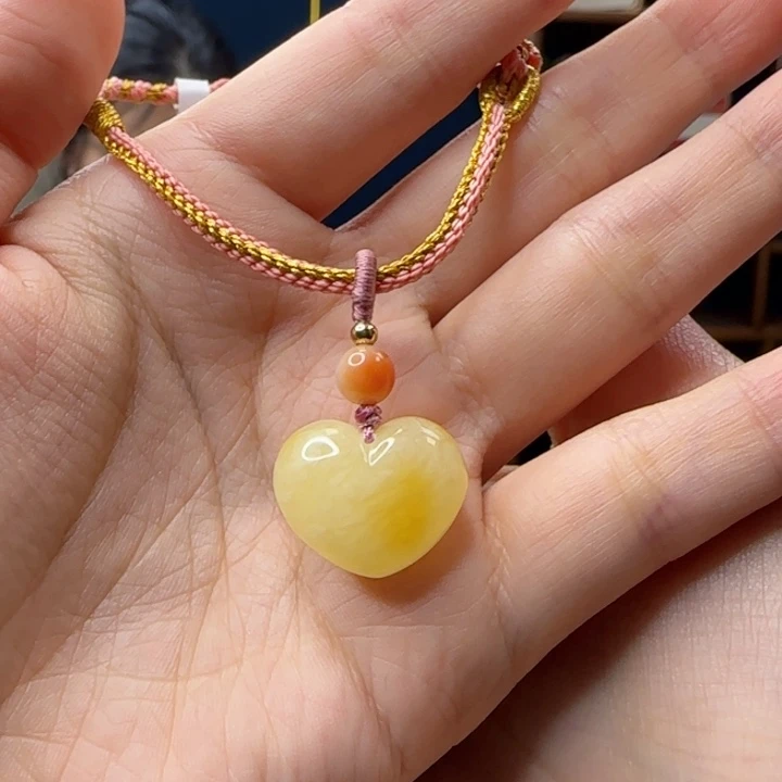 蜜蜡吊坠(赠链)未镶嵌