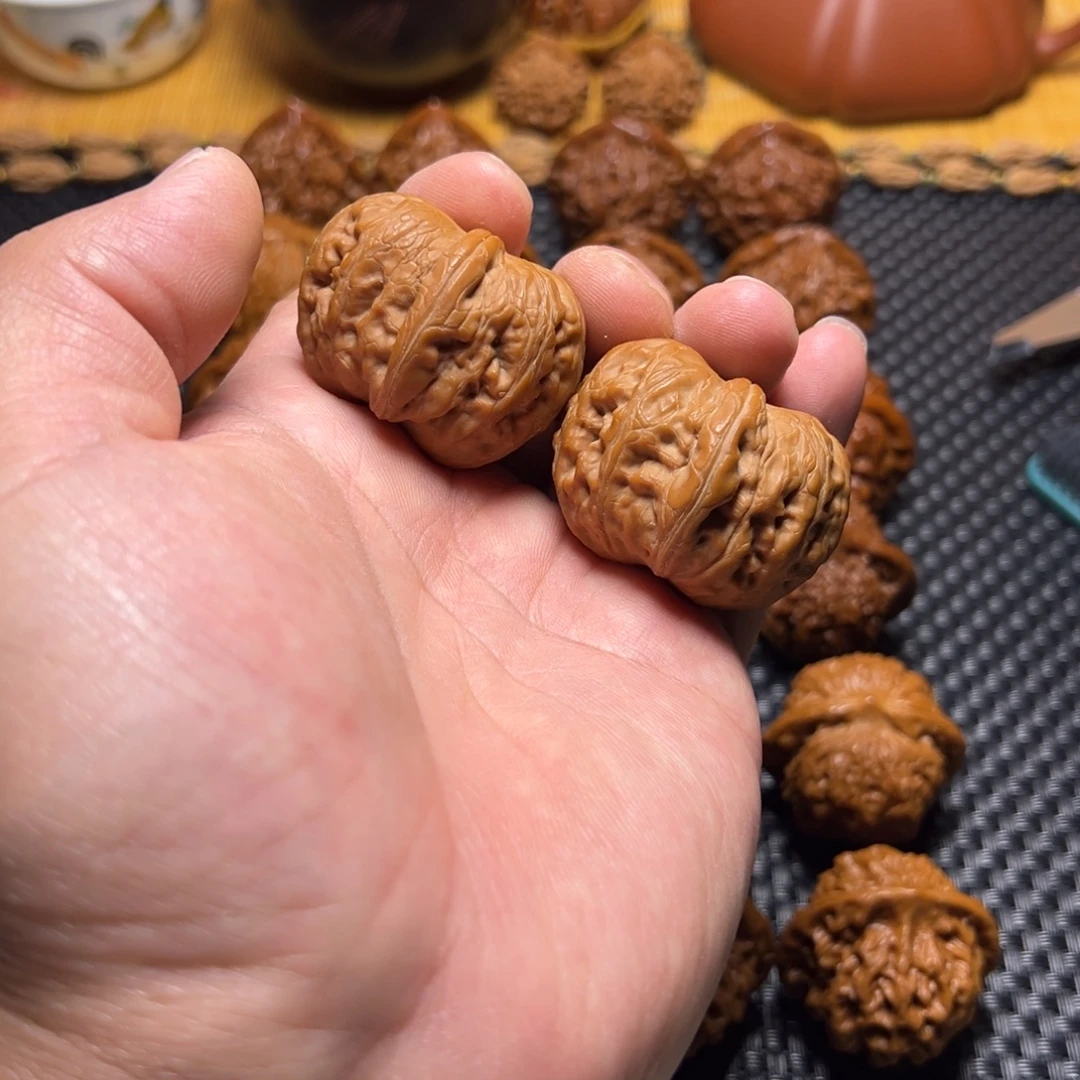 文玩核桃把件全品平谷元宝