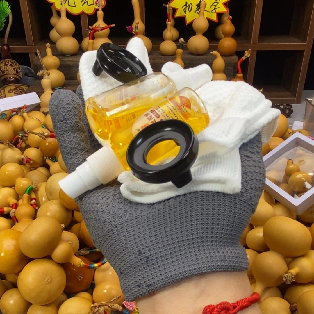1副加厚菠萝手套+2瓶文玩橄榄油+2底座