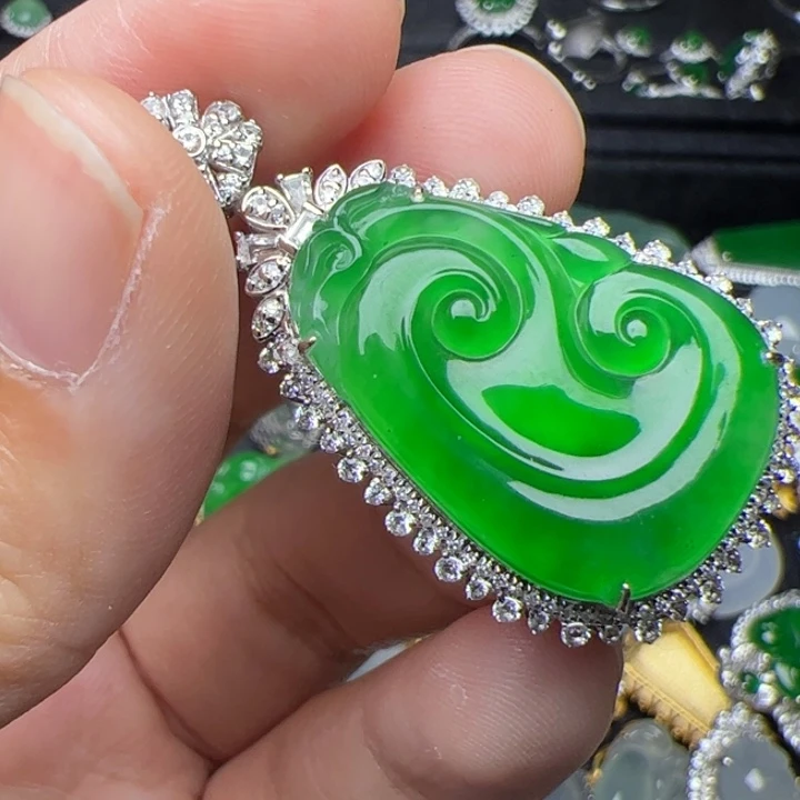 翡翠18K金镶嵌吊坠(不含链)