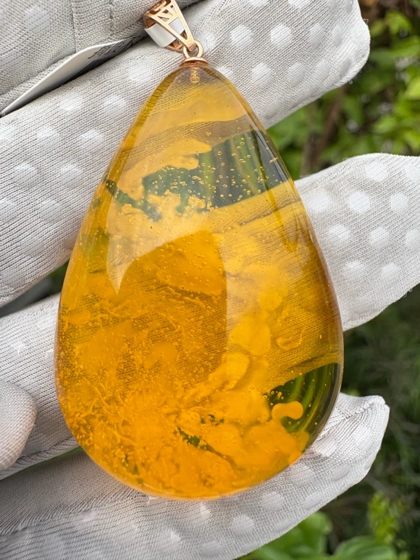 假一赔十，天然琥珀蜜蜡吊坠，18K金镶嵌，水滴吊坠，号2 多样性发