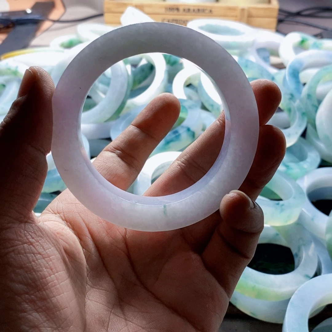 定制翡翠未镶嵌不退不换