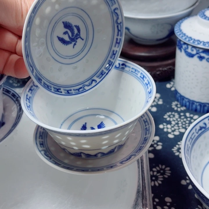 青花玲珑三才盖碗朱雀