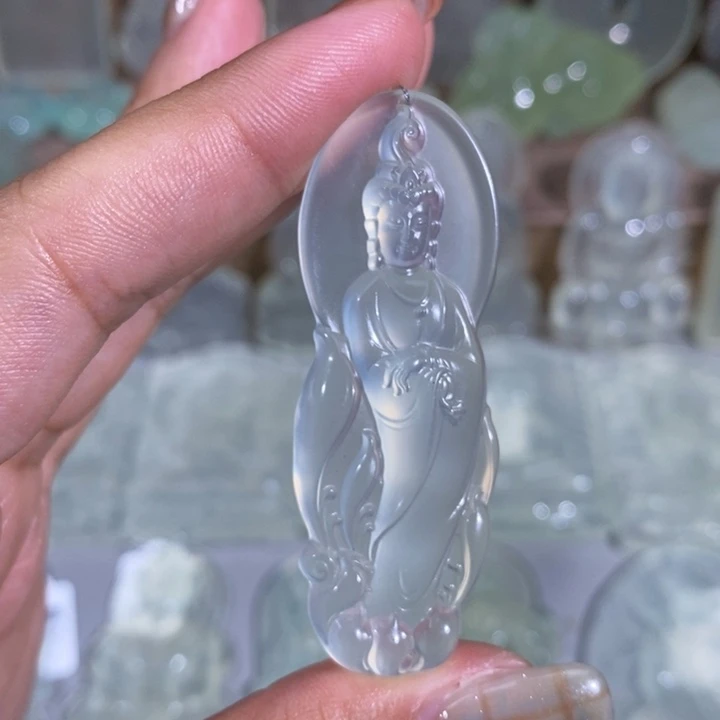 未镶嵌岫玉颈饰吊坠