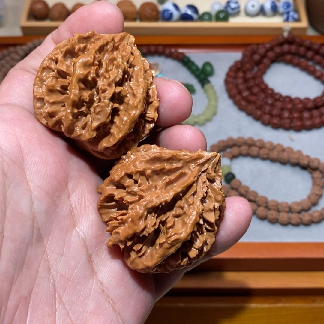 猴头核桃吊坠596594865