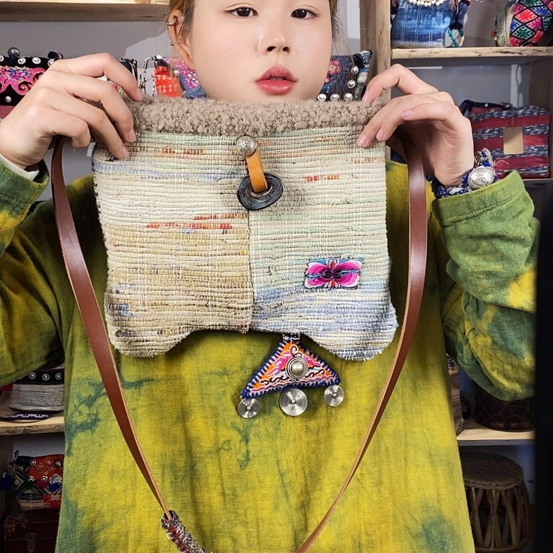 织绣手工制作包包