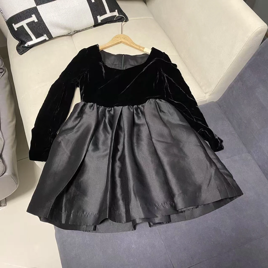 YiPo‘er. Studio 设计师款女版衣装组合链接 1